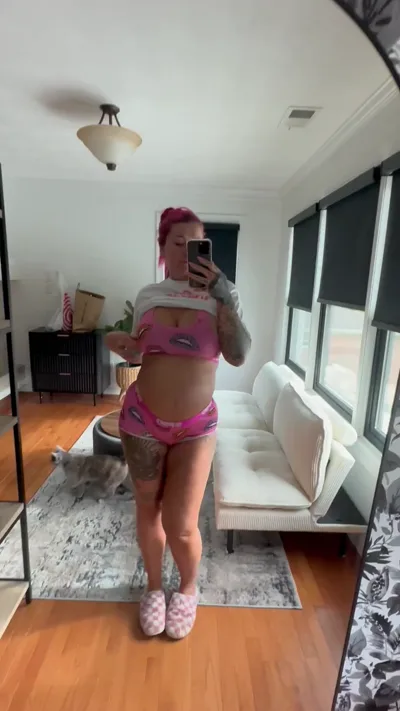 Watch Renn Raunchy's Onlyfans exclusive video, Aka Loverennxo's private show, tomorrow - onlyfans