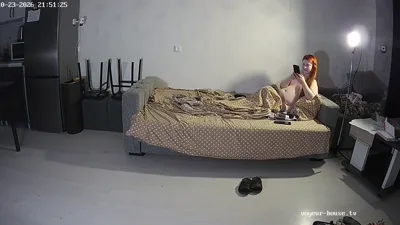 Vinna and Velvessa get naughty on the couch in front of the TV