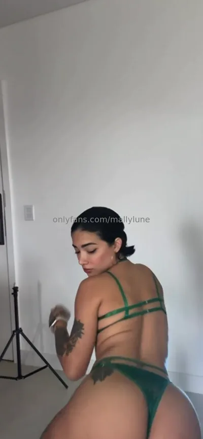 Mally Lune gets a taste of real homemade onlyfans action in Aka Mallylune 07 12 2026 video