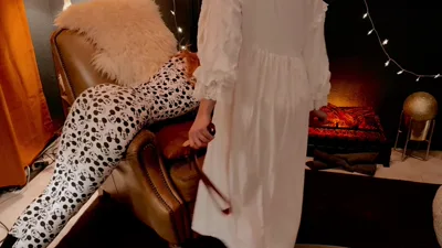 Watch Cassidy Lau dominate in real-time with her feet and single-handedly dominate with her hot ass in Onlyfans video Leaked Cassidyl