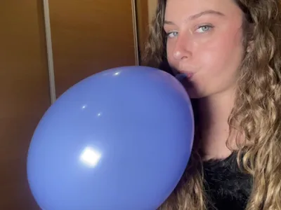 Bee Looner dominates in exclusive solo session with onlyfans Blue Single Hd video