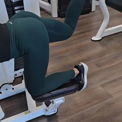Marie Sz Queen's steamy workout with onlyfans on a busy morning - Real homemade video
