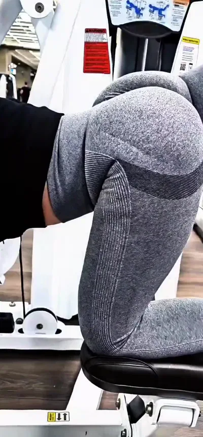Marie Sz Queen's exclusive homemade video: Real girl with natural tits getting trending on Onlyfans