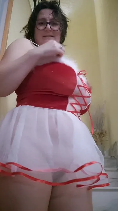 Anitalarumana's Onlyfans video: Feliz Navidad's hardcore homemade video of her getting her natural ass drilled
