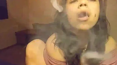 Savage Siren goes wild with her vaping & piercings