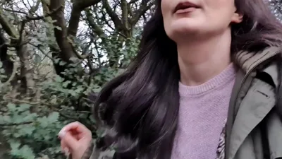 Faye Taylor gets wet & wild in her own pee-soaked denim pants