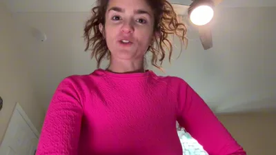 Get up close and personal with the leggings-wearing MILF therealemily34 during her ass worship and cameltoe stretching session