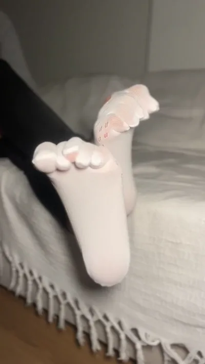 Gigi Feet dominates onlyfans in a real kinky fetish video with her latex mistress and Yummy Soles to Toes