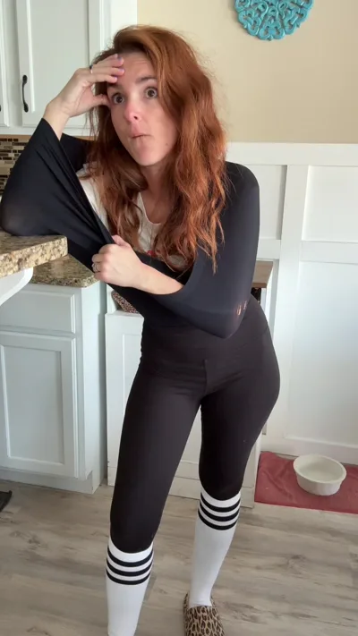 Stepmommy's wetwilly leggings and socks make the bully ambushed by many vids!