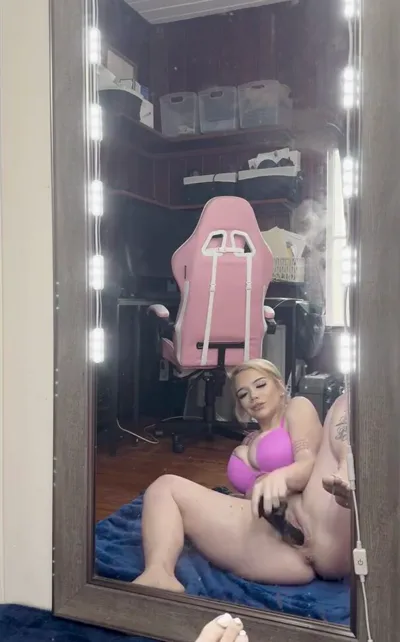 Emma Gray's first homemade video - Aka Emma Gray001 - Onlyfans Exclusive HD Video
