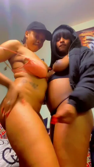 Tekila Roze gets steamy in exclusive homemade video - Onlyfans Exclusive!
