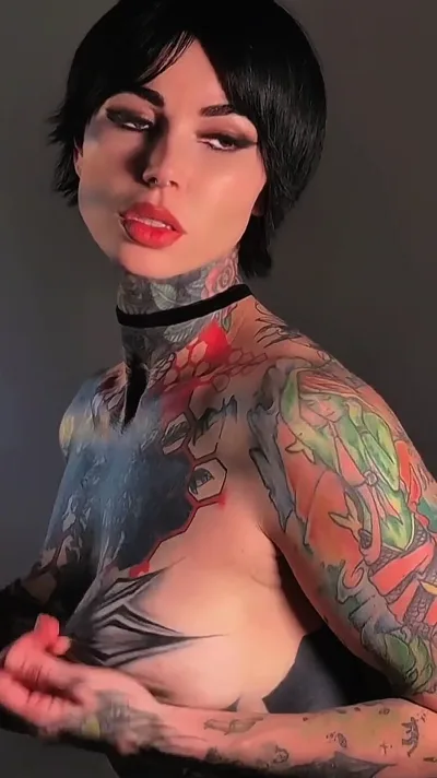 Beezzgarden's Onlyfans Exclusive Titty Tease in Real HD Video
