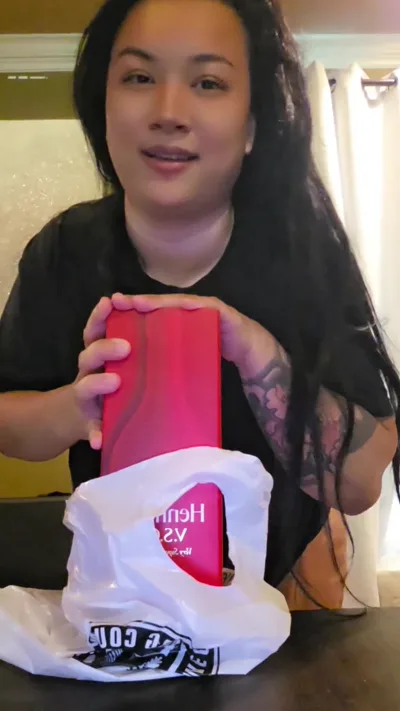 Lucky Lee Aka Luckylee gets the ride of her life in Onlyfans video - Real homemade video with natural girl