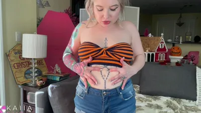 Kaiia Eve dominates and worships with her bellybutton fetish & dragonball cosplay antics