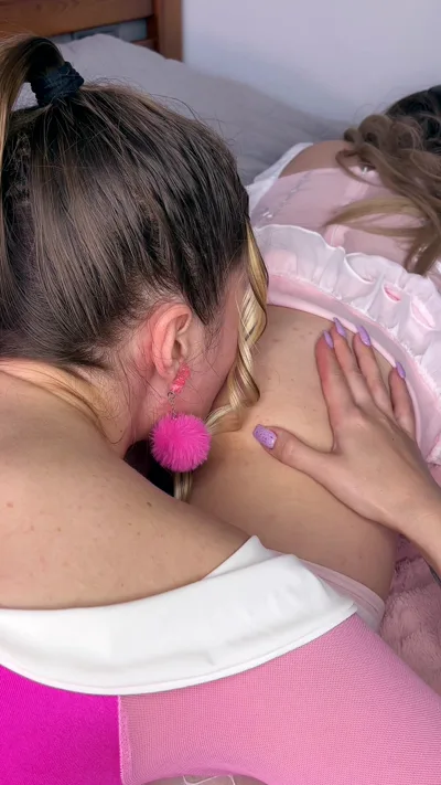 Pink Puff 2025 04 29 at 13 56 is a femdom goddess who loves pegging and anal punishment