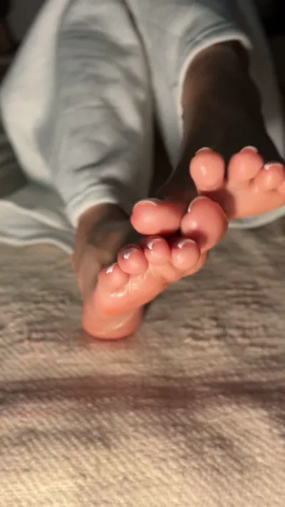 Gigi Feet dominates onlyfans in hot femdom video with kinky solo play & kinky domination