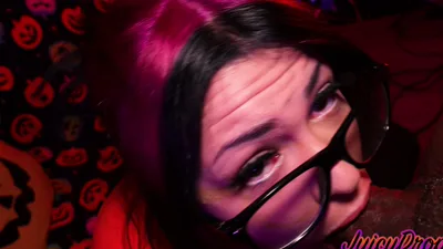 JuicyDropss gets her face splattered with cum in this filthy POV