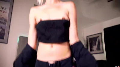 JamiestoneXXX flaunts her big ass & flashes her tits in wild dance