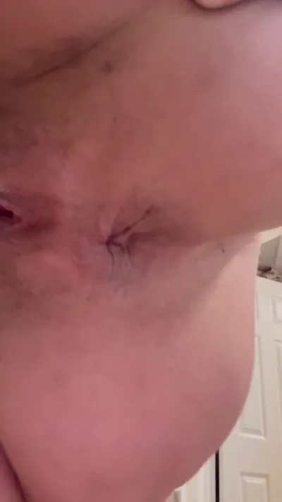 Scorpiostephie, the hot new onlyfans model, gets horny and wild in her private home video