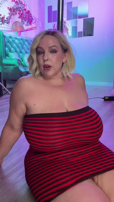 Adriana Faye gets a private show from My Kitty, onlyfans model, on Onlyfans video