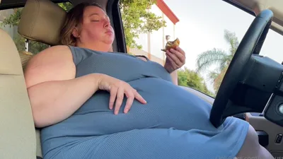 Watch Lisalou Aka Lisaloussbbw's hot homemade video: Onlyfans exclusive footage