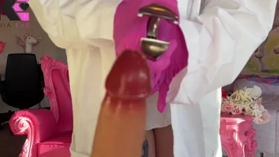 Kaiia Eve dominates her sub with a kinky medical fetish and CBT