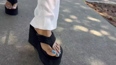 Exclusive femdom mistress Etty Feet dominates in HD Onlyfans video