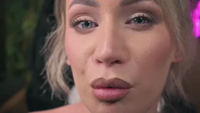 Mayaeyes is better than your wife in roleplay, goddess worship, and facefetish games