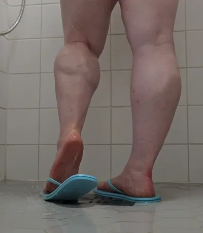 Watch Nothingbutcalves get dominated in exclusive shower fetish video with real femdom mistress