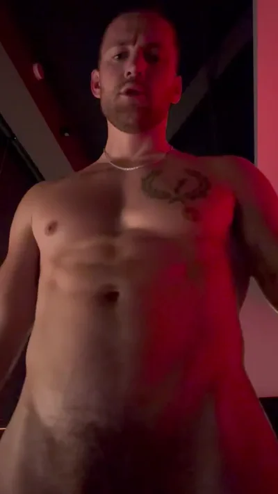 Onlyfans presents King Tyler Aka The King Tyler 10 - The Only Fans Can See It All!