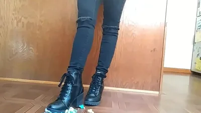 Savage Siren Licks My Bday Cake & Takes It Like A Pro