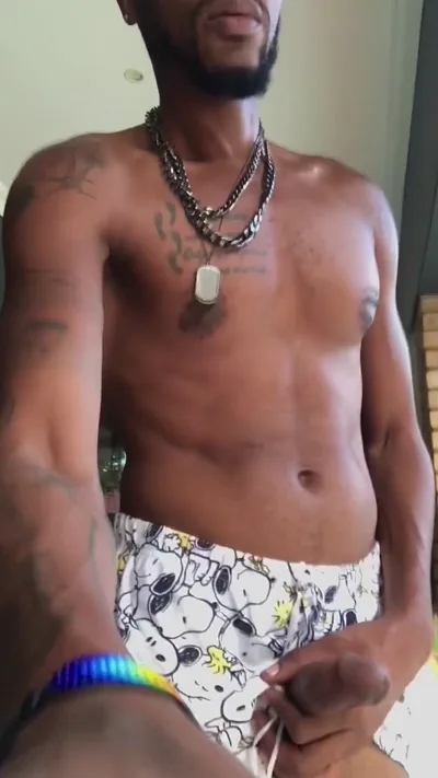 Watch Marlon67's exclusive homemade video: Happy Monday in HD