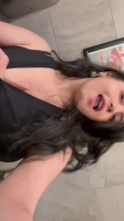 Rmiiix69's exclusive homemade video: Aka Rmiiix69's first time in public!