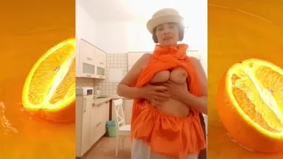 Mimi Schwarz is a straight, granny, and sits like a gilf - a siterip for your viewing pleasure!