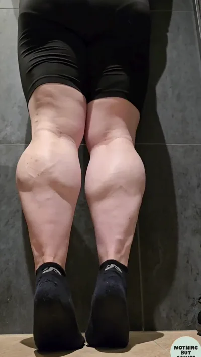 Exclusive femdom video of Nothingbutcalves dominating her sub with real gym sessions & kinky fetish play